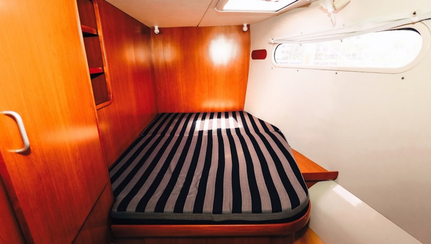 sunshine-boating-leopard-46-fll-i